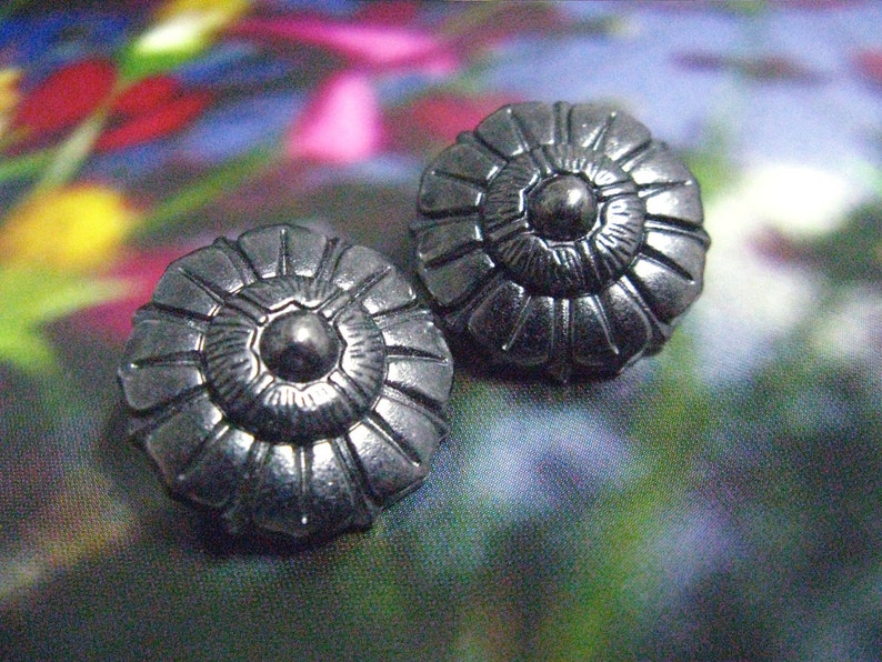 Metal Buttons Octagon Flower Metal Buttons , Shiny Gunmetal Color , Shank , 0.79 inch , 10 pcs image 4