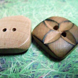 Wood Buttons 10 pieces of Original Wood Burned Edge Deep Carving Flower Buttons, 0.63 inch image 4