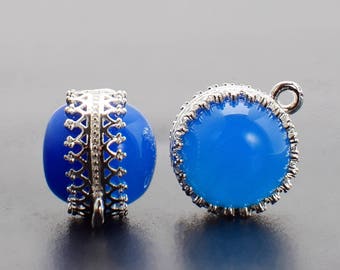 2 Blue Agate Double-Sided Crown Bezel Pendant, 12mm, Silver Plated over Brass Bezel. [E1020656]