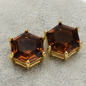 2 Hexagonal Smoky Crystal Glass Quartz Pendant / Connector, 18mm, Gold Plated over Brass Prong Setting. [A0190064]