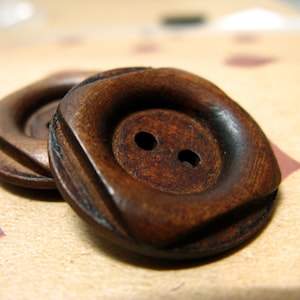 Wooden Buttons - Antiqued Square and Round Cascading Recessed Center Brown Wooden Buttons, 1 inch (10 in a set)