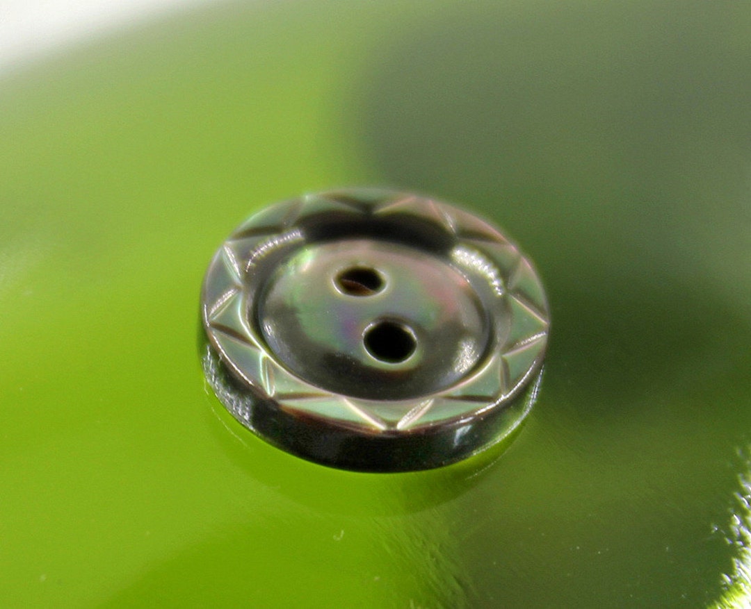 Shell Buttons - Zig-zag Carving Black Mother of Pearl Buttons, 0.43 ...