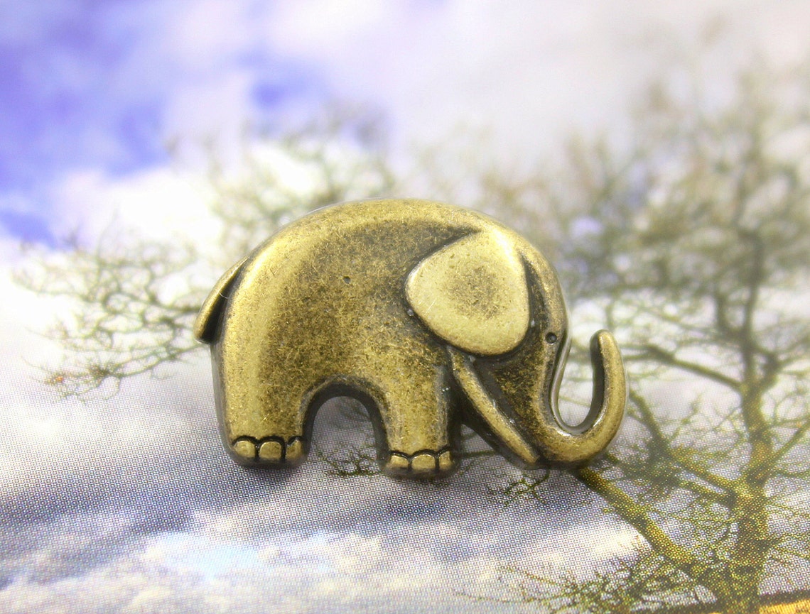 5 Elephant Metal Buttons Antique Brass Color Shank 0.79 Etsy