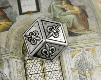 Metal Buttons - Hexagonal Fleur-De-Lis Metal Buttons , Retro Silver Color , Shank , 0.91 inch , 10 pcs