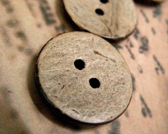 Vintage Style Yellowing Wooden Buttons, 0.71 inch.10 pcs