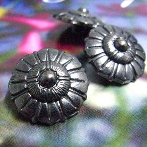 Metal Buttons Octagon Flower Metal Buttons , Shiny Gunmetal Color , Shank , 0.79 inch , 10 pcs image 1