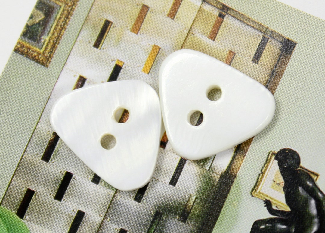 Shell Buttons - Triangle White Shell Buttons, 0.55 Inch, 10 Pcs - Etsy