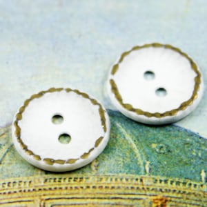 Metal Buttons - White Brass Hammered Surface Metal Buttons , 2 Holes , 0.59 inch , 10 pcs