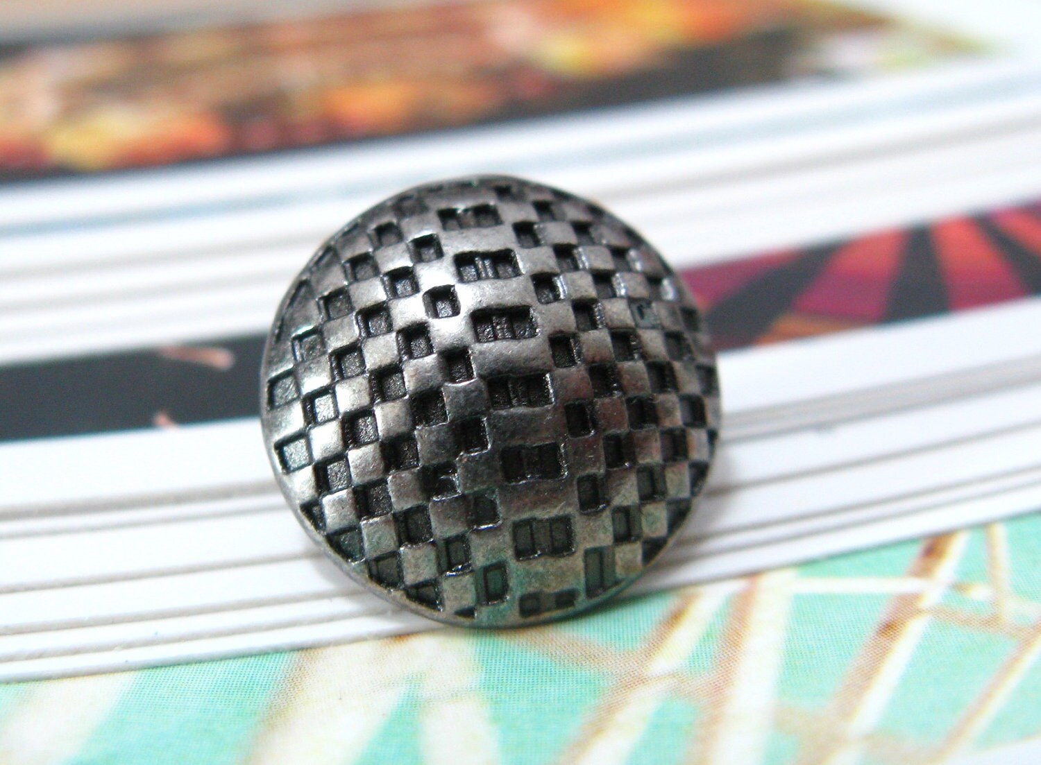 Metal Buttons - Lattice Metal Buttons , Gray Silver Color , Domed ...