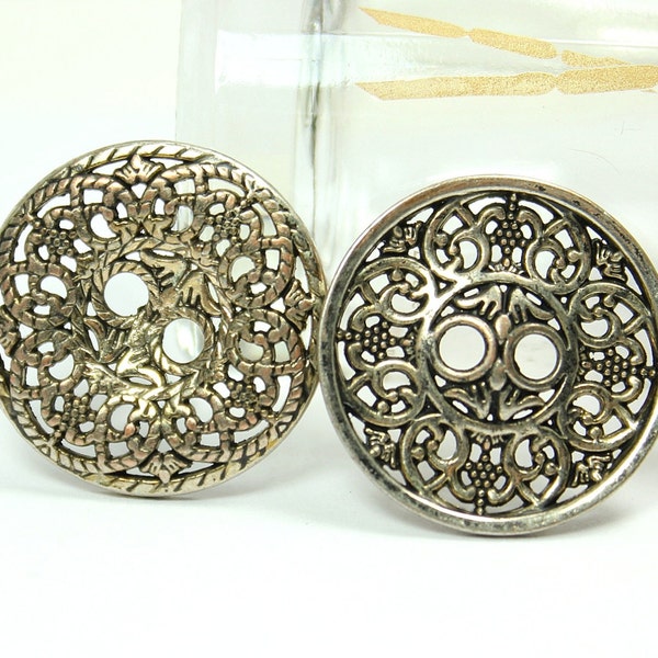 Metal buttons - LOVELY Double Face Carving Foliage Filigree Slightly Gold Gunmetal Buttons 0.87 inch, 10 pcs