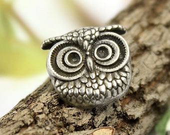 Metal Buttons - Owl Antique Silver Shank Metal Buttons. 0.63 inch , 6 pcs