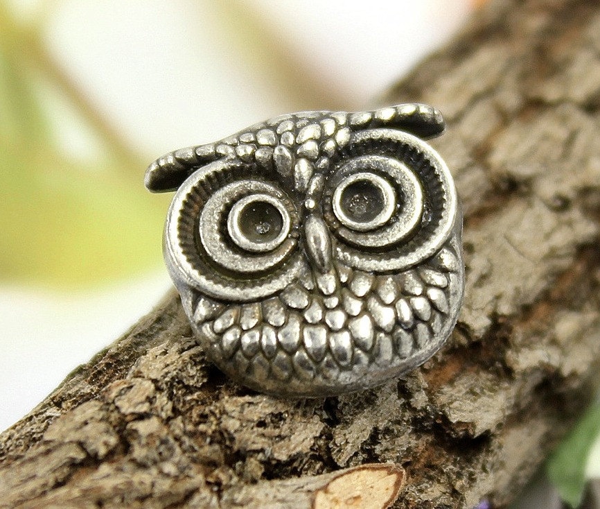 Metal Buttons - Owl Antique Silver Shank Metal Buttons. 0.63 inch , 6 pcs