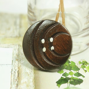 Wooden Buttons - Arcs Carving Brown Wood Buttons, 0.91 inch (10 in a set)