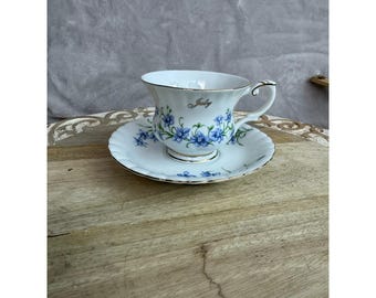 Ashton-Drake Galleries Blumenbabys des Monats Juli Rittersporn Teetasse Untertasse