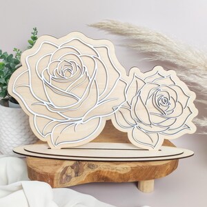 Wooden floral decoration