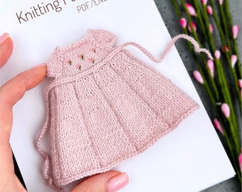 Knitted dress for a frog pattern. Toy clothes pattern. PDF. English.