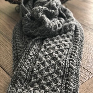 Hand knitted men’s scarf, Gorgeous Peruvian wool cable knit scarf, luxurious wool scarf, gifts for men, grey wool scarf, cable knit scarves