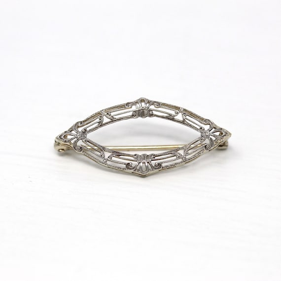 1920s Vintage Filigree 14K White Gold Diamond Pin Brooch with Blue