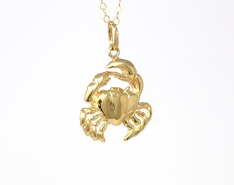 Sale - Modern Crab Charm - Estate 14k Yellow Gold Beach Sand Animal Crustacean Necklace - Circa 2000s Ocean Souvenir Zodiac Cancer Jewelry