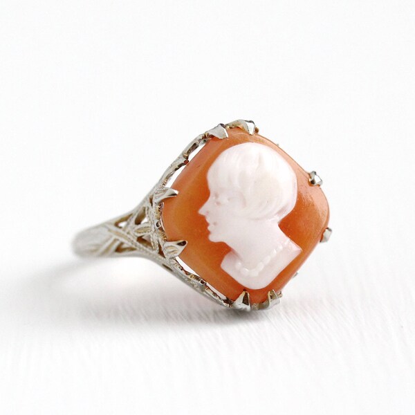 Venta - Anillo de Cameo Antiguo - Vintage 18k oro blanco Art Deco 1920s carved Shell Lady w / perlas - tamaño 6 flor filigrana clásica joyería fina