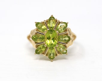 Sale - Genuine Peridot Ring - Estate 10k Yellow Gold Oval Faceted 3.35 CTW Green Gems - Modern Size 7 1/4 August Birthstone Flower Jewelry