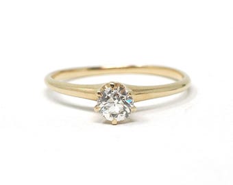Anello antico con diamante - Epoca edoardiana, oro giallo 14 carati, diamante naturale taglio Old European Cut da 0,30 carati - Circa 1910, misura 6 3/4, gioiello pregiato per matrimonio e fidanzamento.