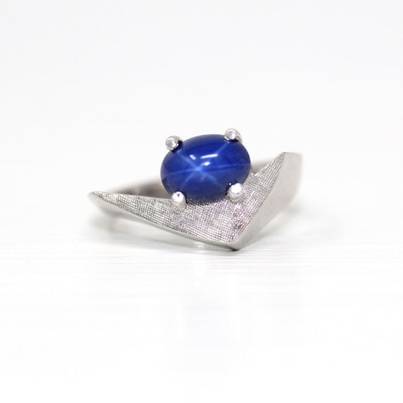 Sale - Created Star Sapphire Ring - Retro 14k Whi… - image 1