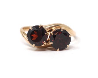 Toi Et Moi Ring - Vintage 10k Rosy Gelbgold Roter Granat Edelsteine Überbrückung - Retro Circa 1940er Jahre Größe 5 1/2 Januar Geburtsstein Feiner Schmuck