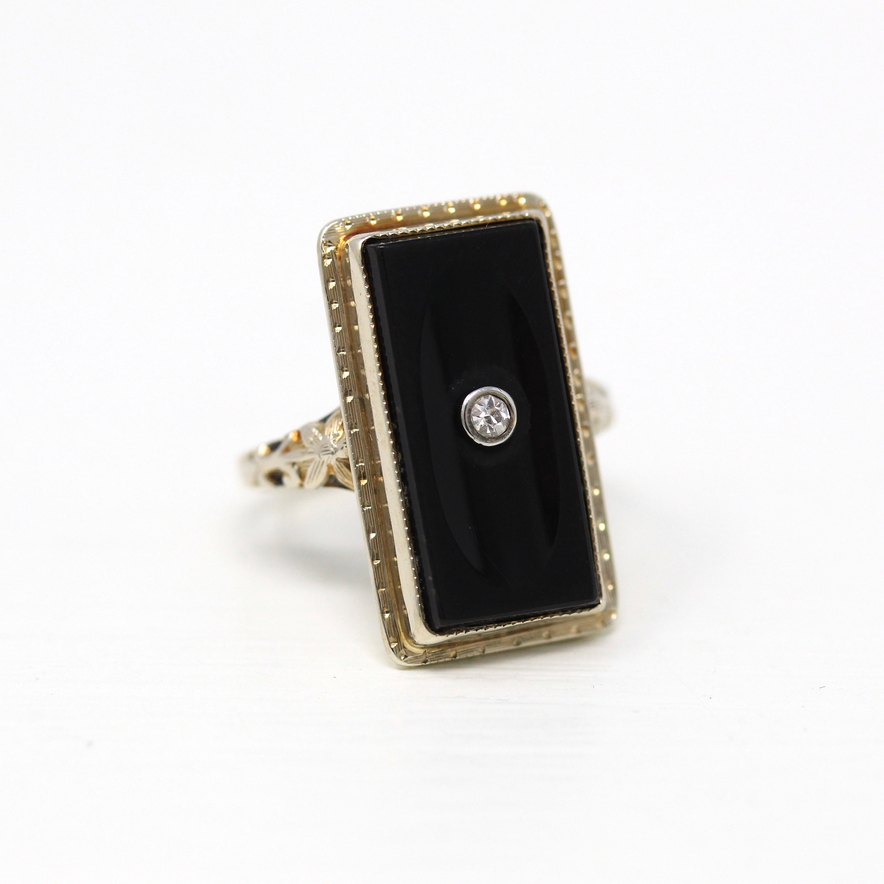 Sale - Vintage Onyx Ring - Art Deco 14k Yellow Gold Genuine Sale - Vintage Onyx Ring - Art Deco 14k Yellow Gold Genuine