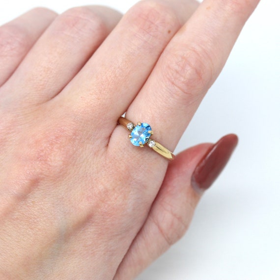 Sale - Blue Topaz Ring - Modern 14k Yellow Gold G… - image 2