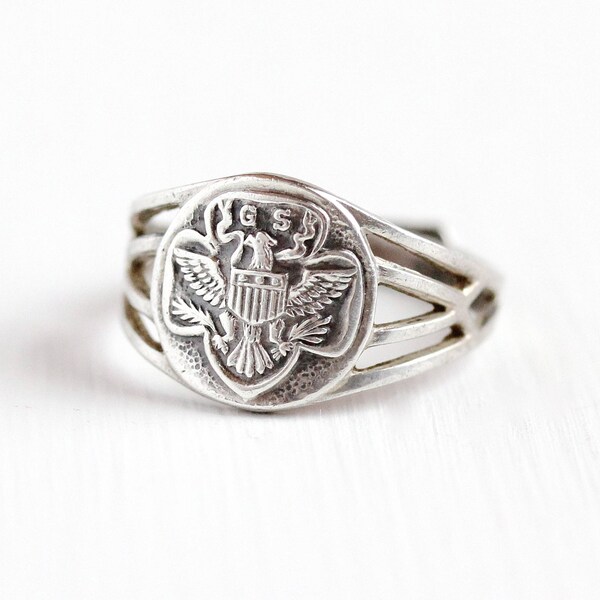 Girl Scout Ring - Vintage Sterling Silve GS Eagle Filigree Ring - 1940s Adjustable Size 5 GSA Girl Scouts Trefoil & Bird Signet Jewelry