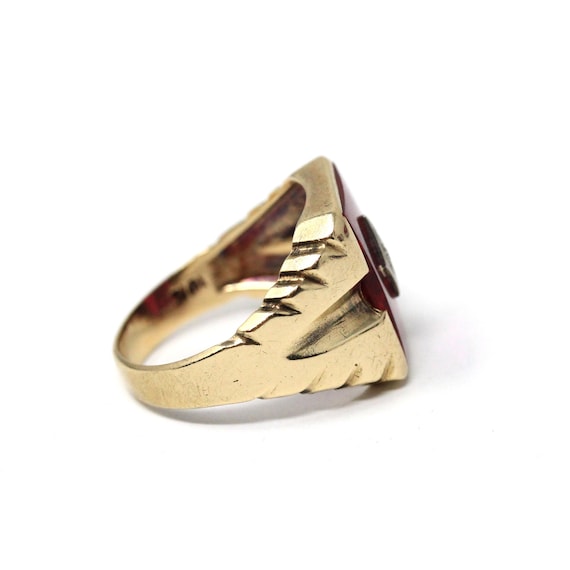 Created Ruby Ring - Mid Century 10k Yellow Gold N… - image 6