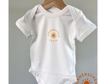 Personalisierter Babybody "Sonnenschein" | Geschenk zur Geburt oder Babyparty