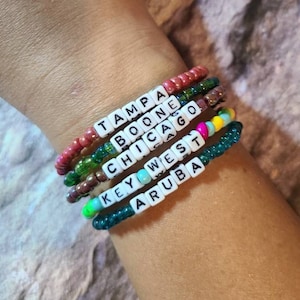 Custom City Bracelet: Personalized Beaded Vacation Jewelry