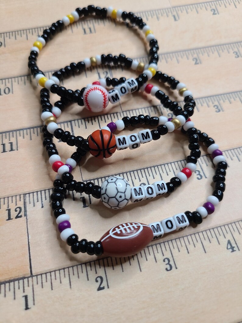 SPORTS MOM Beaded Bracelet, School Bracelet, Team Sports, School Spirit