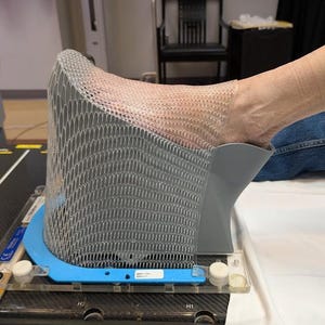 Das Boot - Foot Elevator and Immobilizer for Radiation Therapy (Printing service)