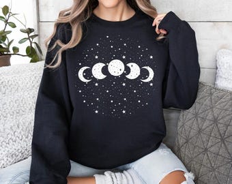 Mondphasen & Sterne Rundhalsausschnitt | Himmlische Witchy Pullover