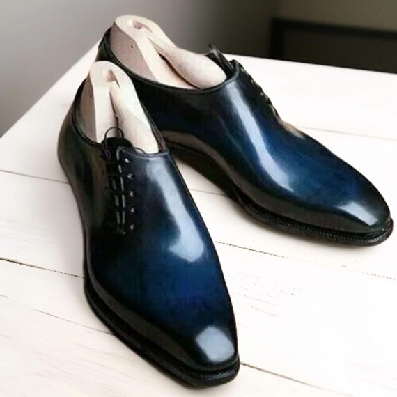 black and blue dress shoes Mens Pointed Toe | Metal Tip gloss patent leather upper in black with a sleek Bespoke Men's Oxford Shoe Handmade