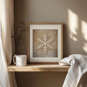 Single snowflake instant download poster for living space — vintage farmhouse wall artwork with muted tones