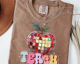 Comfort Colors Retro Apple Teach Shirt Glitter Teaching Crew Neck Disco Ball Apple Effect T-Shirt Back To School Tee First Time Teacher Gift