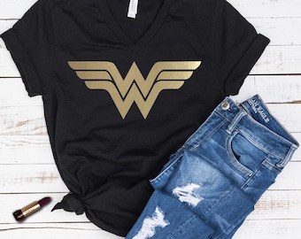 Shirt voor krachtige vrouw, grafisch T-shirt sterke vrouw, feministisch geïnspireerd shirt, T-shirt krachtige vrouw, motiverend vrouwenshirt