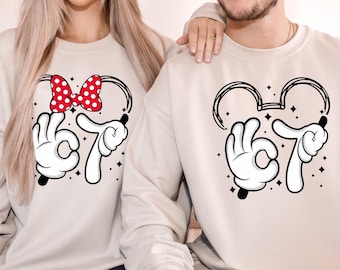 Moletom Disney Mickey e Minnie Seis Sete Meme, Moletom Divertido e Moderno com o Número Seis Sete, Moletom Mickey e Minnie Casal 67 para Festa de Fim de Ano