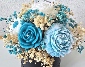 Schachtel mit duftenden Rosenkerzen – Wohndeko & Geschenk für Mama oder Hochzeit