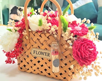 Blumenkorb mit Duftkerzen – Handgemachtes Geschenk zur Hochzeit oder zum Muttertag