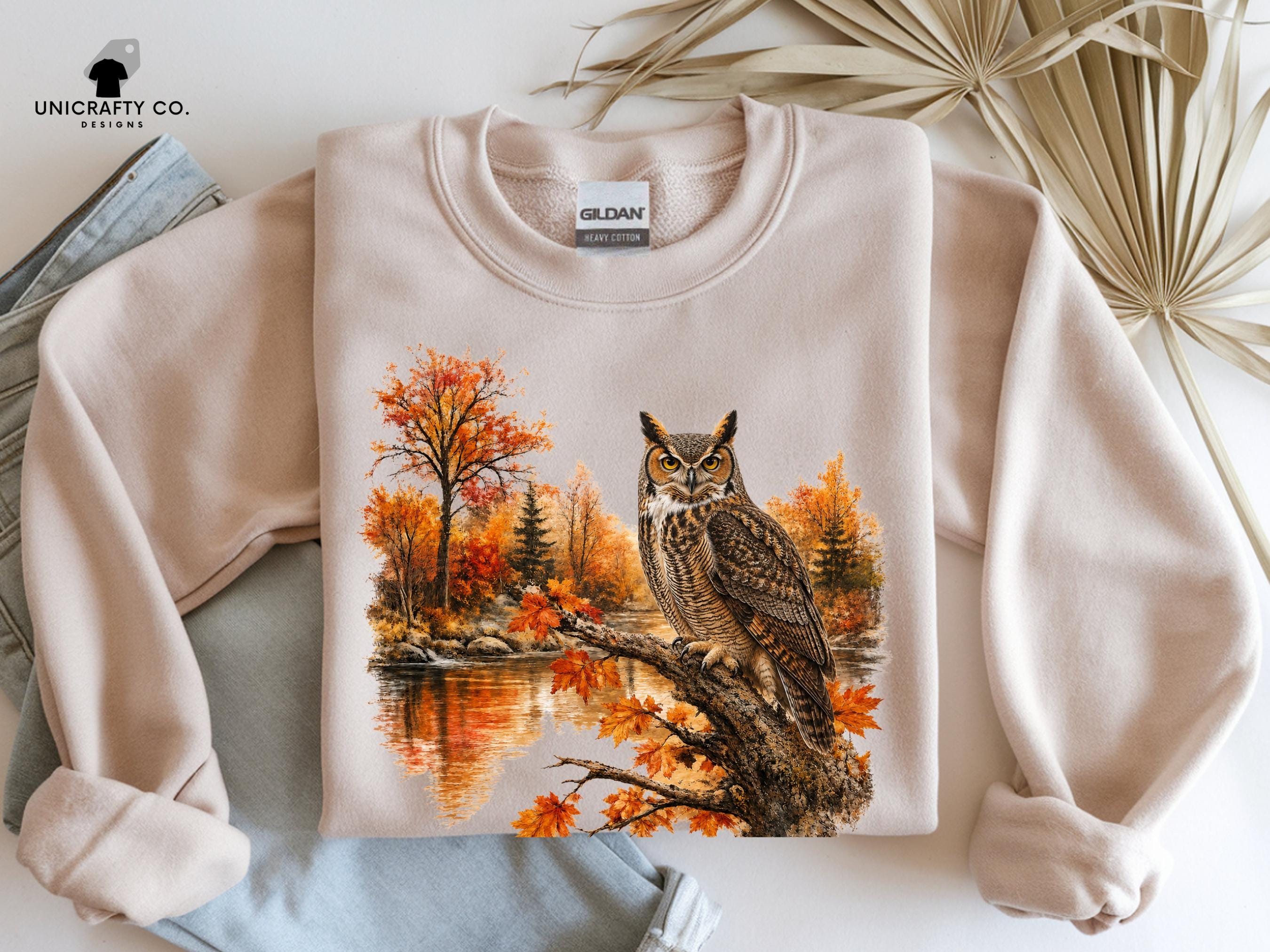 Retro Great Horned Owl Sweatshirt | Vintage Birdwatching Unisex Jumper
