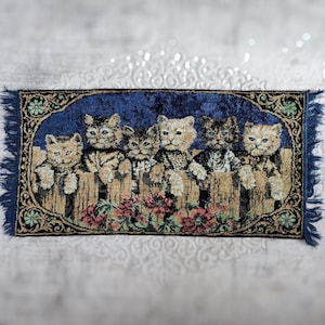 ヨーロッパ式刺繍絵タペストリー: Three Kittens Vintage THREE KITTENS in BASKET, Tapestry/wall Hanging, Rug