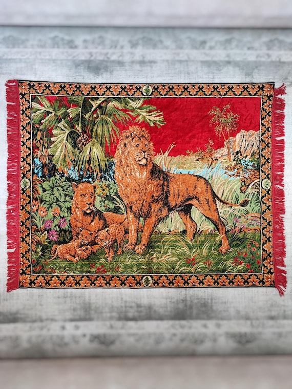 1960s Lion Family Tapestry: Vintage Jungle Wall Art (59.84”x44.03