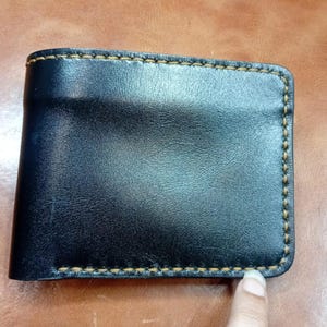 BLACK WALLET In SHINE