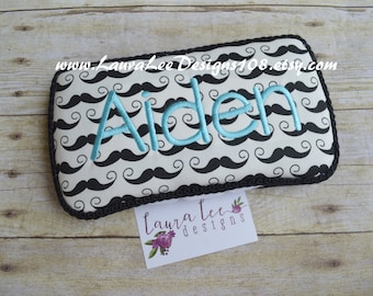 Mustaches Wipecase, Travel Baby Wipe Case, Diaper Wipes Case, Personalized Baby Gift, Baby Shower Gift, Diaper Bag Case, Wipe Clutch, Wipes