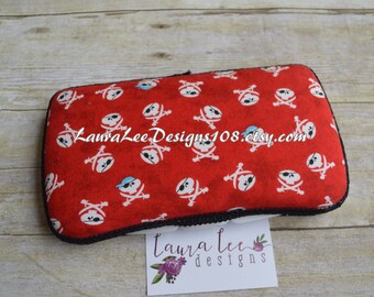 READY TO SHIP, Tossed Pirate Skulls on Red, Travel Wipe Case, Skull and Crossbones, Baby Wipe Case, Baby Shower Gift, Diaper Wipe Case